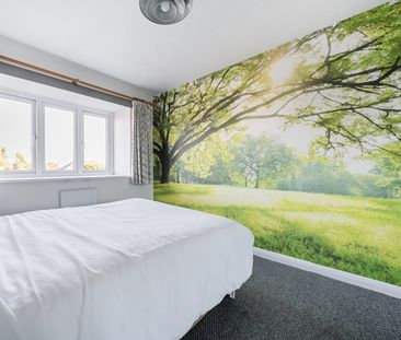 Flat to rent - Woolwich Road, Belvedere, DA17 - Photo 6