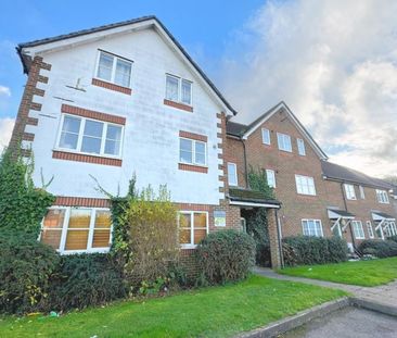 High Street, Woking - 1 bedroomProperty for lettings - Seymours - Photo 1