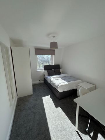 Flat 34, Samara Plaza, LS2 9DU, Leeds - Photo 4