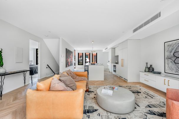 6 Truscott Street, Brunswick East VIC 3057 - Townhouse For Rent | Domain - Photo 1