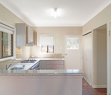 Inner City Townhouse - Excellent Location - Photo 6