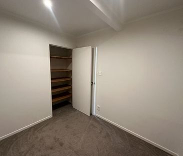 Warm and Practical - Photo 5