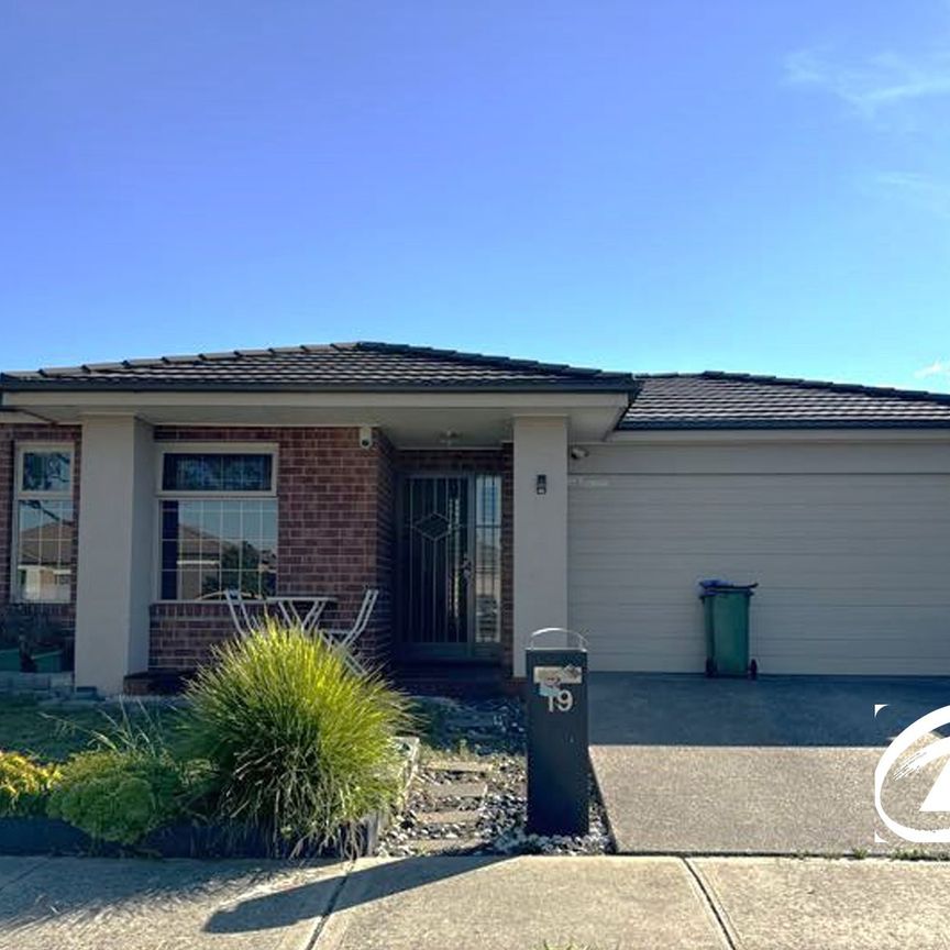 19 Celestine Drive, 3809, Officer Vic - Photo 1