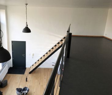 Ruim lichtrijk appartement te huur - Photo 1