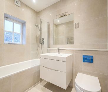 4 bedroom townhouse to rent - Photo 5