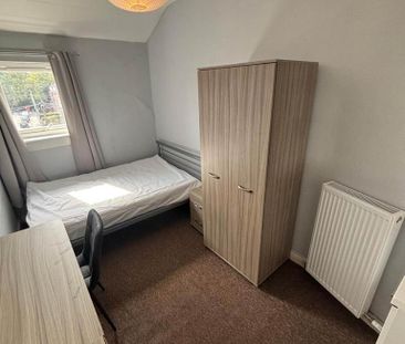 9 bedroom terraced house to rent - Photo 3