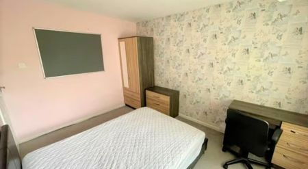 5 bedroom house to rent - Photo 2