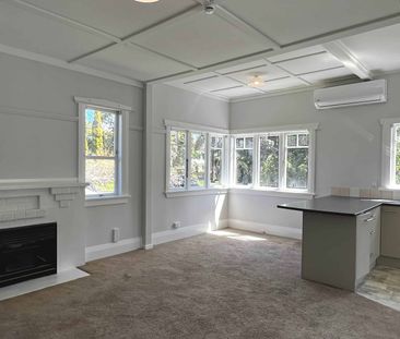 Freshly Painted Family Home with Separate Sleepout & Great Outdoor ... - Photo 2