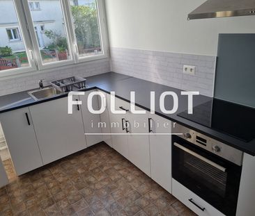 A LOUER Appartement F2 meubl� 50000 Saint-L� 1 chambre 47.66 m� - Photo 6