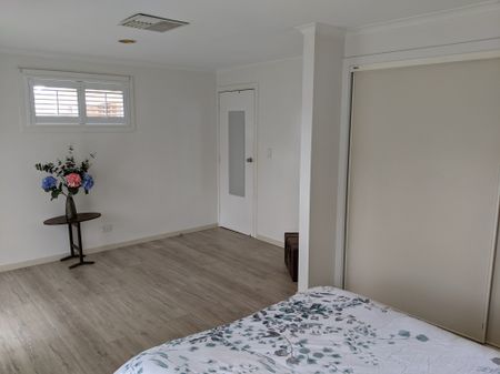 Lysterfield - Photo 2