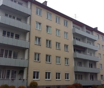 UNBEFRISTET! Gutgelegene und günstige Wohnung mit Loggia! - Photo 1