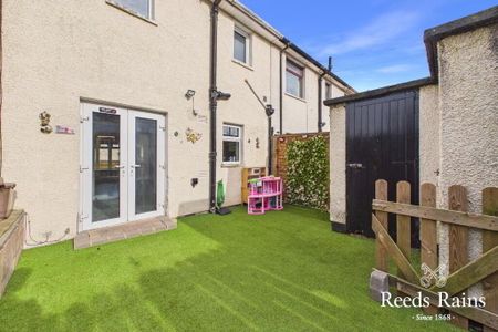 35 Drumadoon Drive, Dundonald, Belfast, BT16 2LZ - Photo 5