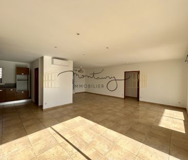 A LOUER NIMES CHU VILLA 4 CHBRES + JARDIN ET GARAGE DOUBLE - Photo 4