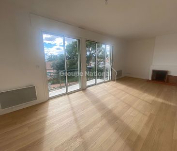 Location Appartement 3 pièces 79m² - Photo 2