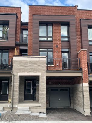 For Lease - 63 Blick Crescent, Aurora, Ontario - Photo 1