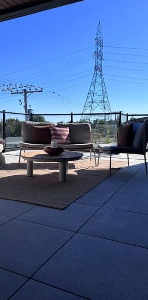 3-1/2 de 960 pc ***TRÈS SPACIEUX, À VOIR ABSOLUMENT*** - Photo 1