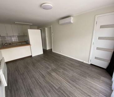 Well Located Two Bedroom Unit - Photo 2