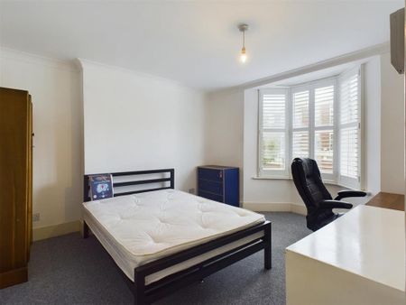 3 bedroom maisonette to rent - Photo 5