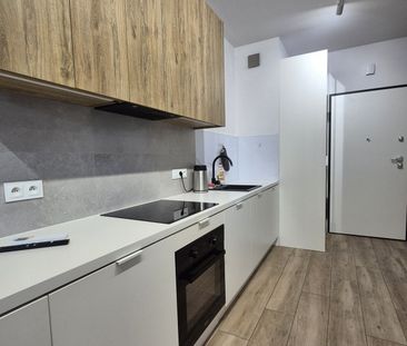 Pierwsza dzielnica - nowoczesne studio z garażem - Zdjęcie 5