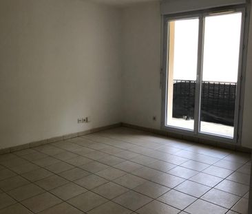 Location Appartement 2 pièces 45m² LA FERTE GAUCHER 77320 - Photo 1
