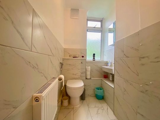 2 Bed Maisonette, Sherlock Court, NW8 - Photo 1