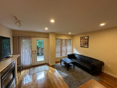 For Lease - 83 Floyd Avenue, Toronto, Ontario - Photo 2