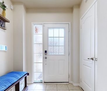 For Lease - 16 Edison Way, Whitby, Ontario - Photo 2