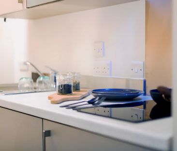 Penthouse Studio - Photo 3