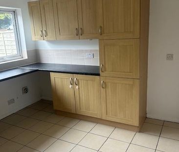 2 bedroom semi-detached house to rent - Photo 3