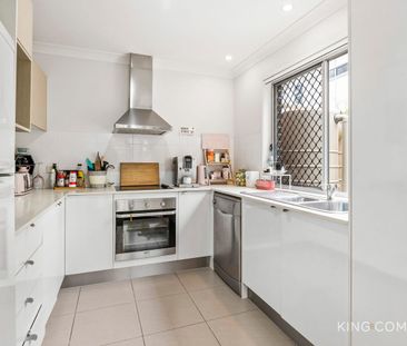 KING&COMPANY. - Photo 2