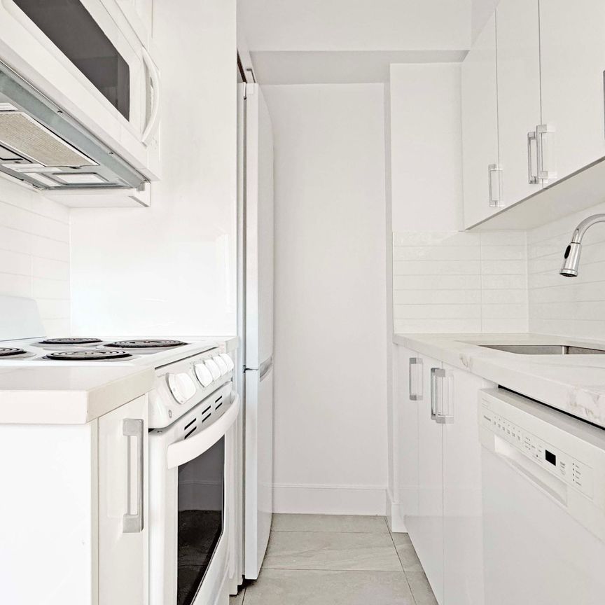 For Lease - 55 Isabella Street Unit# 204, Toronto, Ontario - Photo 1