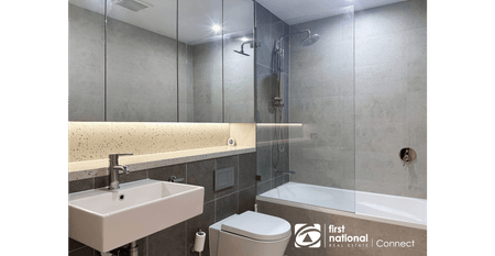 Luxury At Its Finest - Photo 2