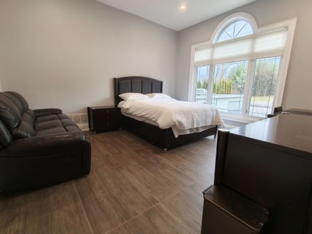 For Lease - 26 Diamondwood Drive, Caledon, Ontario - Photo 2