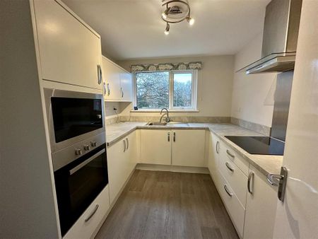 2 bedroom apartment to rent - Photo 5