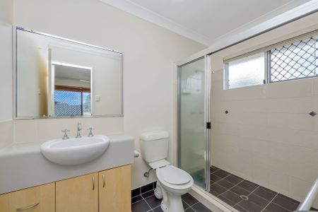 35 Fitzgerald Crescent, Kirwan. - Photo 4