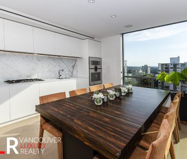 Condo in Downtown Vancouver, BC - Photo 5