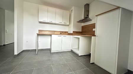 Location Appartement 3 pièces 78m² LOUVRES 95380 - Photo 3