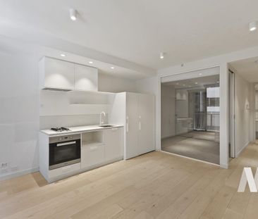 Stunning South Yarra - Photo 5