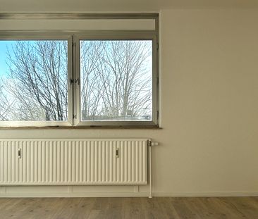 Großzügig aufgeteilte 2-Zimmer Wohnung ab sofort zu vermieten - Photo 1