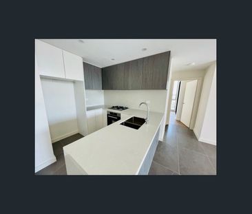 Modern Two Bedroom Apartment For Lease - Photo 3