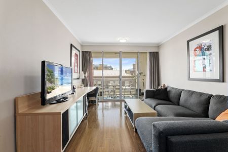 509/50 Murray Street, Sydney - Photo 3