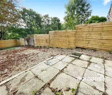 Booker Lane, High Wycombe, Buckinghamshire, HP12 - Photo 3