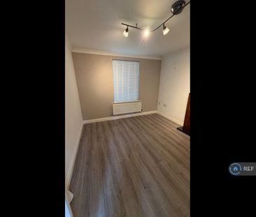 4 bedroom terraced house to rent - Photo 1