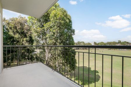 Unit 212/102 Camberwell Road, Hawthorn East. - Photo 5