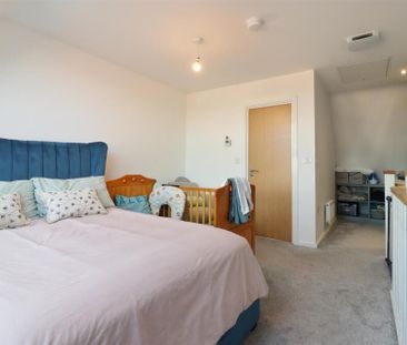 3 bedroom property to rent - Photo 5
