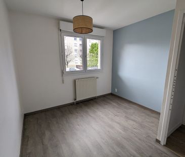 Location Appartement 4 pièces 75m² LA TALAUDIERE 42350 - Photo 3