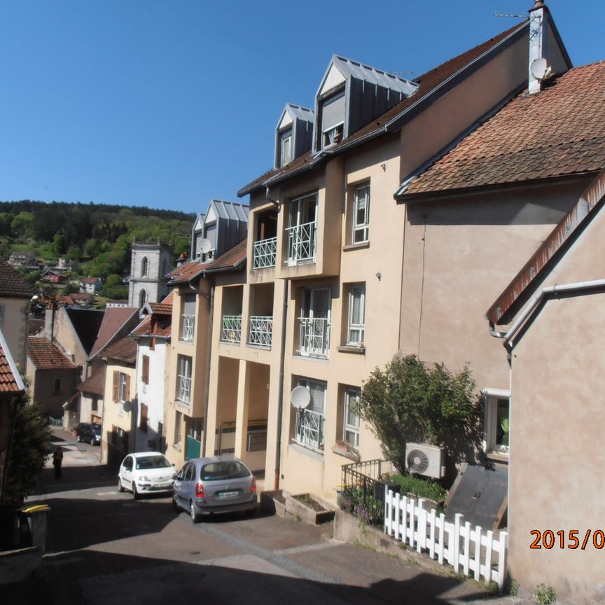 Location - Appartement T2 - 56 m² - Baume-les-Dames - Photo 2