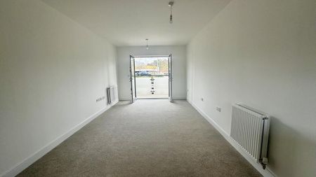 2 bedroom flat to rent - Photo 3