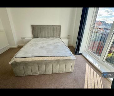 1 bedroom in a house share to rent - Photo 4