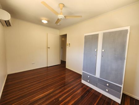 Lovely 3 Bedroom Low Set Home - Photo 5